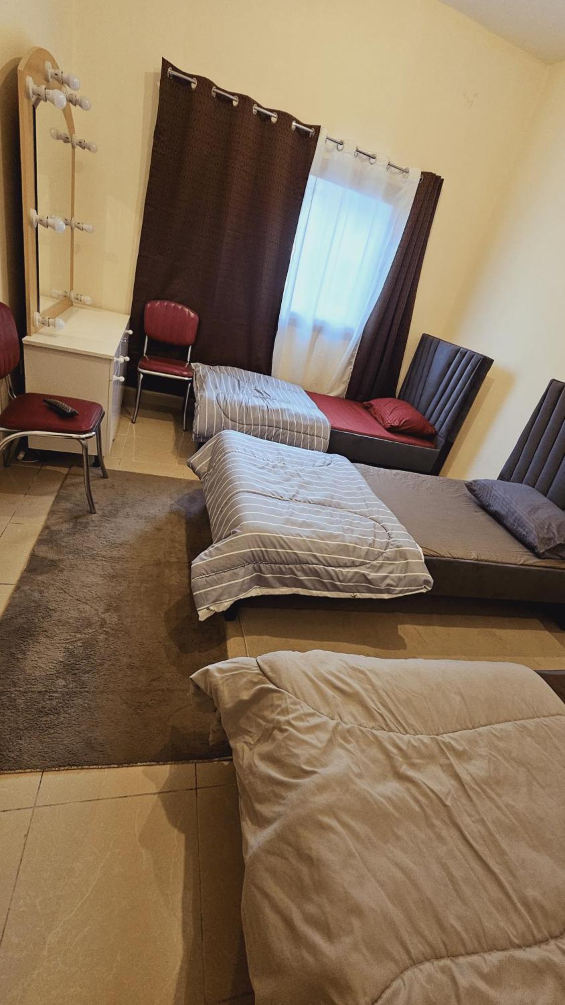Paradiso Backpackers Nest Abu Dabi Dış mekan fotoğraf