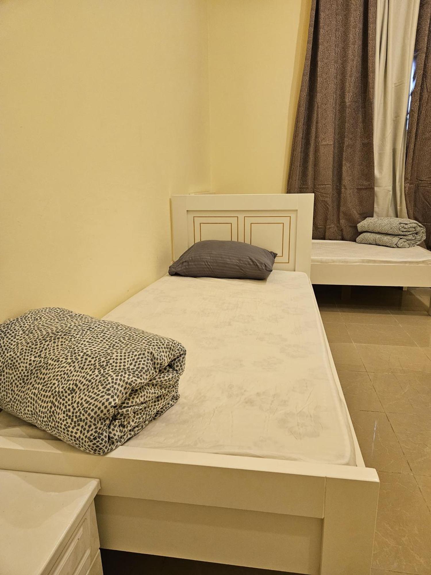 Paradiso Backpackers Nest Abu Dabi Dış mekan fotoğraf